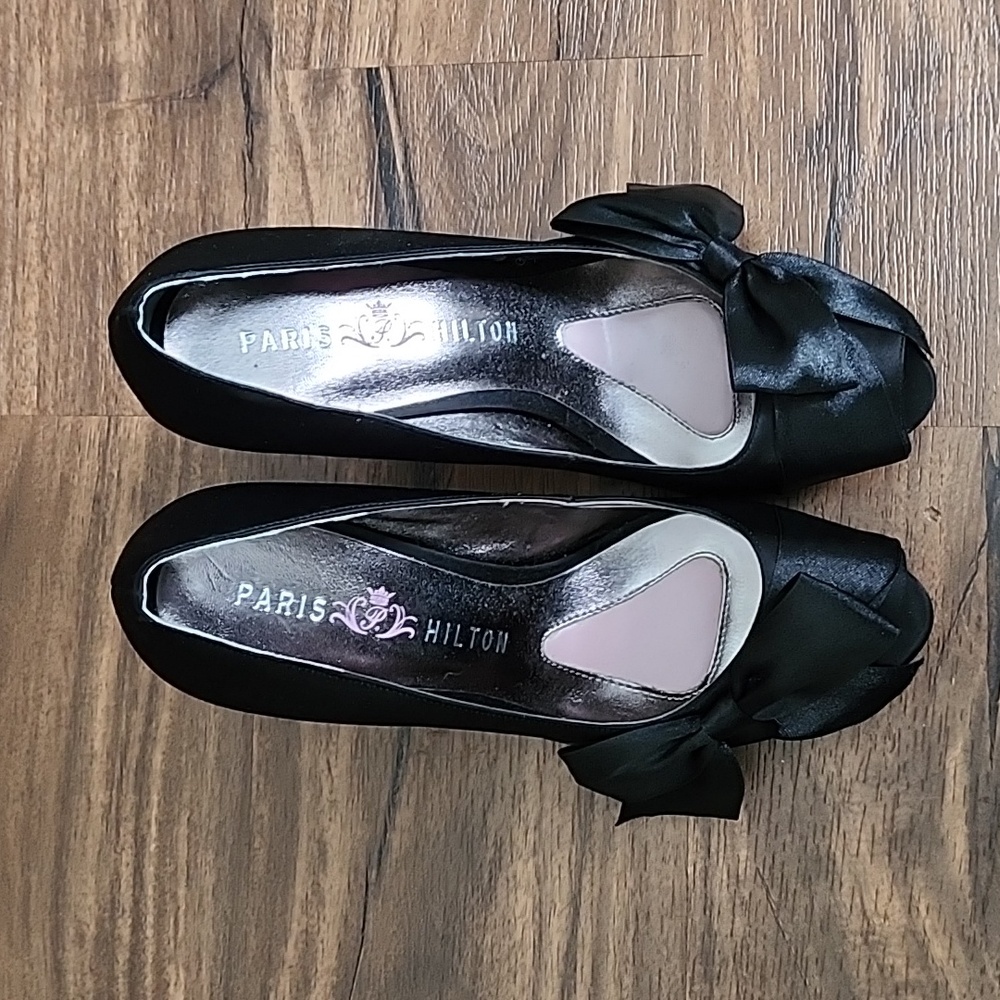 Paris Hilton lovely black dress shoes